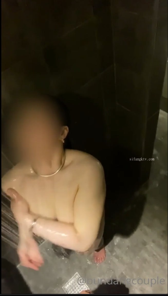 MAAN-904【巨乳エロ配信者と拘束セックス】彼氏にナイショでエッチな配信中！？